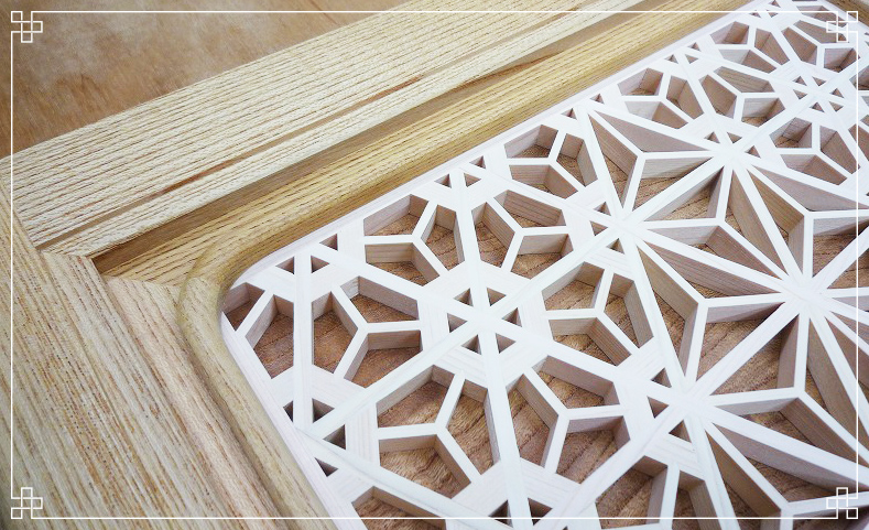 厳選した天然木と熟練職人の技